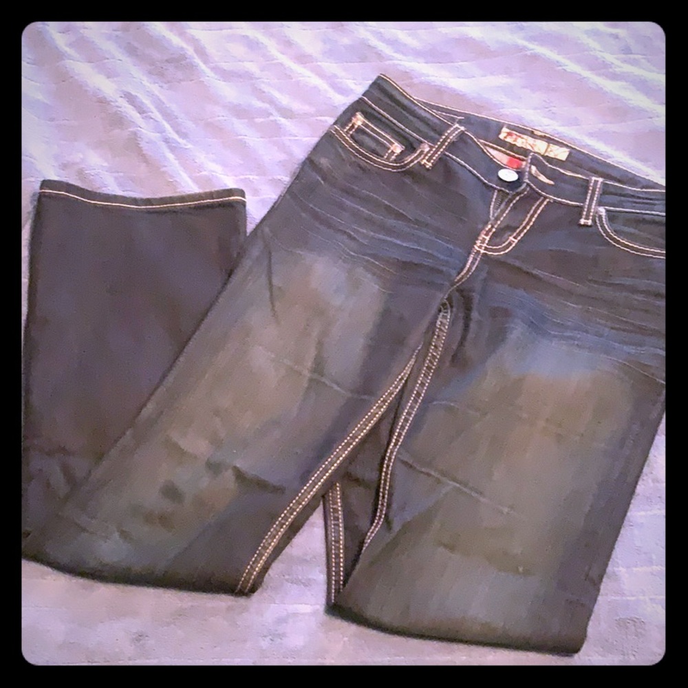 Super cute BKE jeans with detailed back pockets